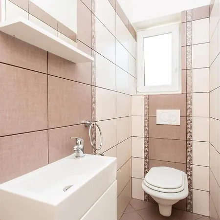 Apartament Rezika *